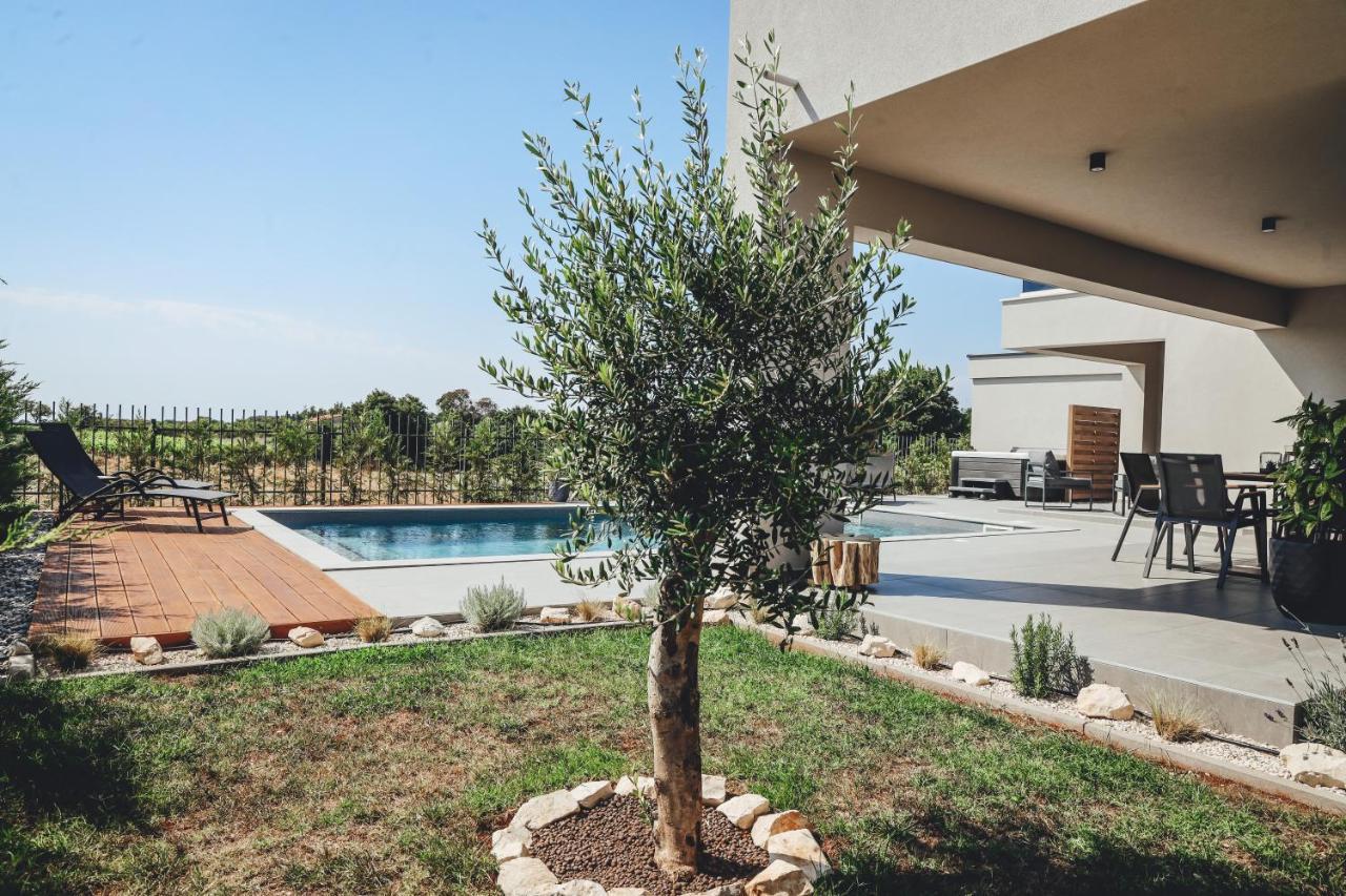 Villa Ivala Pula Exterior foto